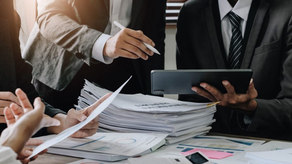 Outsourcing vs rightshoring bookkeeping