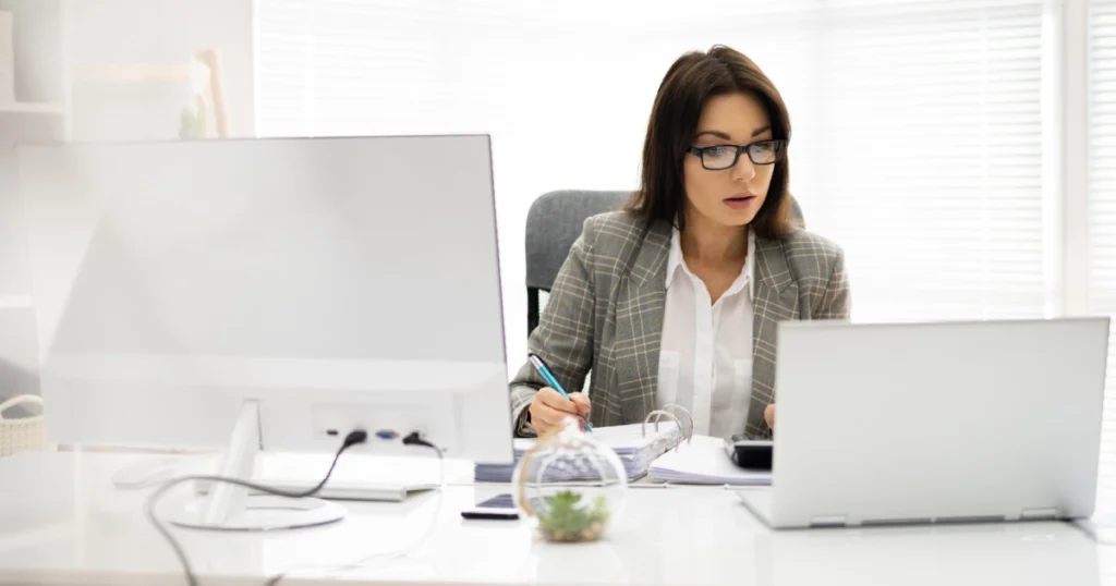 Virtual bookkeeping services to accountants and firms